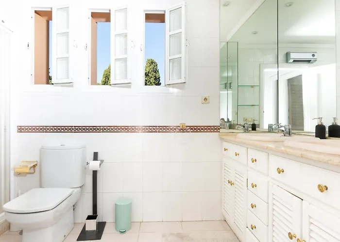 Lxr Villa Elysee 4Hab Accommodaton