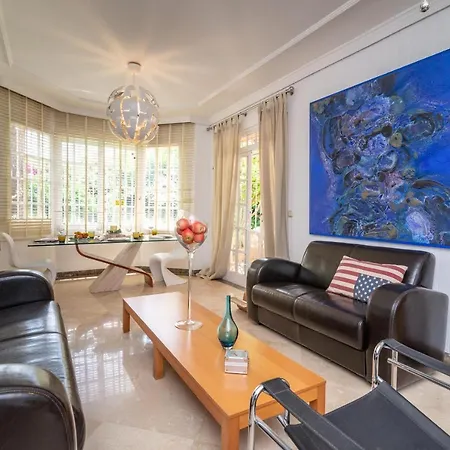 Lxr Villa Elysee 4Hab Accommodaton וילה