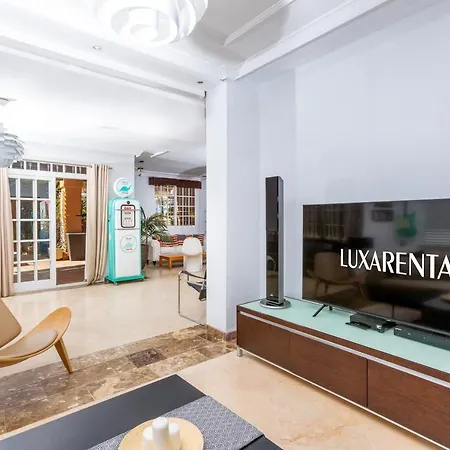Fuengirola 4 hab Luxury Villa Villa *