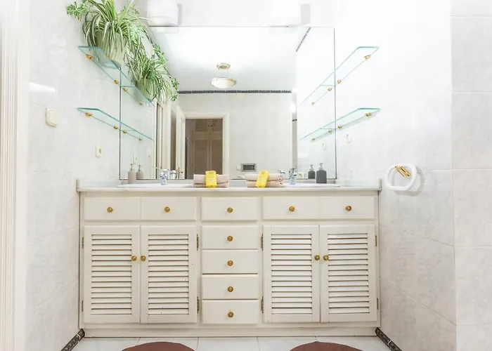 וילה Lxr Villa Elysee 4Hab Accommodaton *